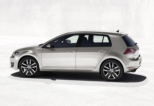 La nouvelle Volkswagen Golf cinq portes commercialisée à partir de 18 580 euros