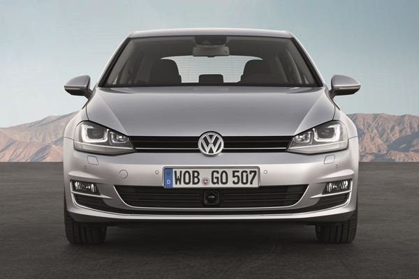La nouvelle Volkswagen Golf cinq portes commercialisée à partir de 18 580 euros