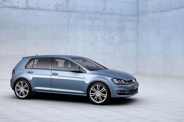 La nouvelle Volkswagen Golf cinq portes commercialisée à partir de 18 580 euros