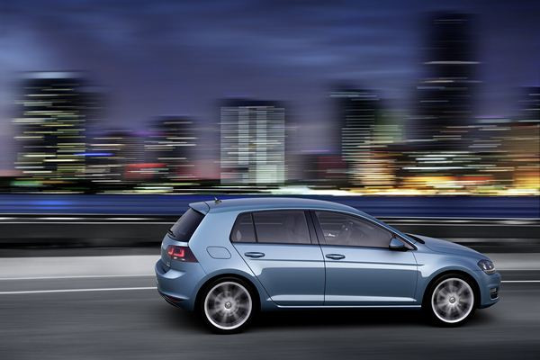 La nouvelle Volkswagen Golf cinq portes commercialisée à partir de 18 580 euros