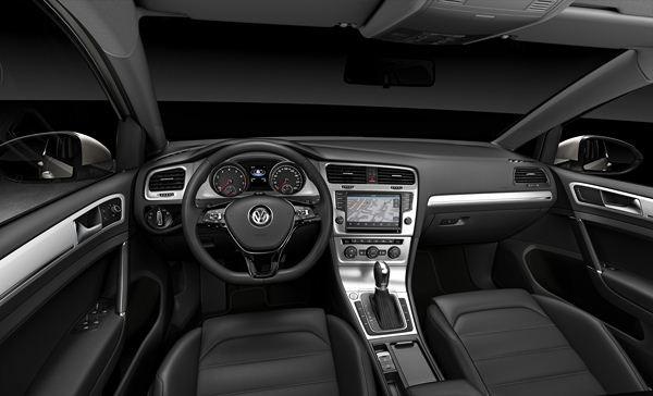 La nouvelle Volkswagen Golf cinq portes commercialisée à partir de 18 580 euros
