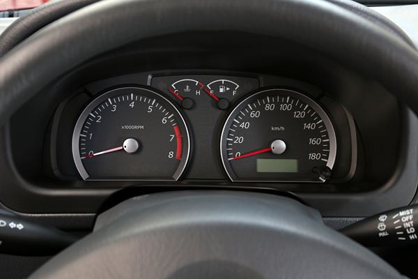 Un léger restylage intérieur et extérieur pour le petit 4x4 Suzuki Jimny