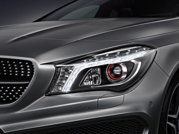 Un nouveau coupé quatre portes Mercedes Classe CLA sur les traces du CLS