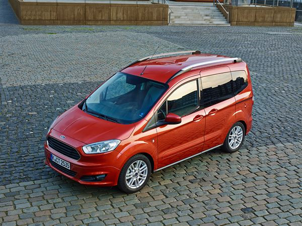 Le nouveau petit ludospace Ford Tourneo Courier proposé à partir de 15 390 euros
