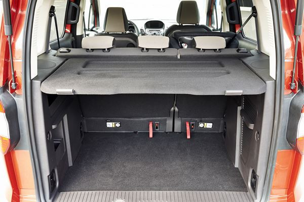 Le nouveau petit ludospace Ford Tourneo Courier proposé à partir de 15 390 euros