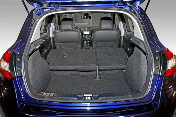 La berline compacte Nissan Pulsar s'inspire du crossover Qashqai