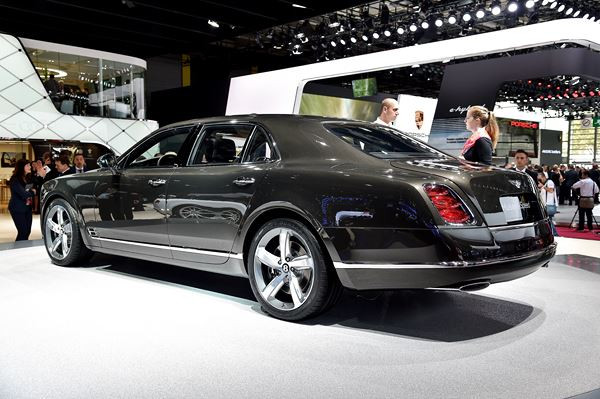 La nouvelle Bentley Mulsanne Speed libère jusqu'à 1 100 Nm de couple