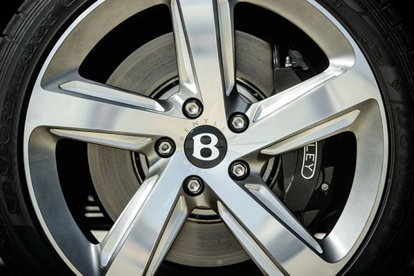 La nouvelle Bentley Mulsanne Speed libère jusqu'à 1 100 Nm de couple