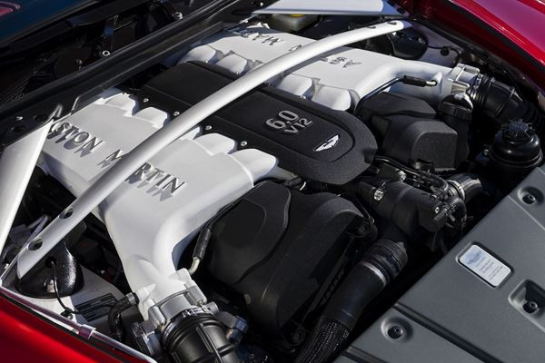 L'Aston Martin V12 Vantage S Roadster affiche des performances palpitantes