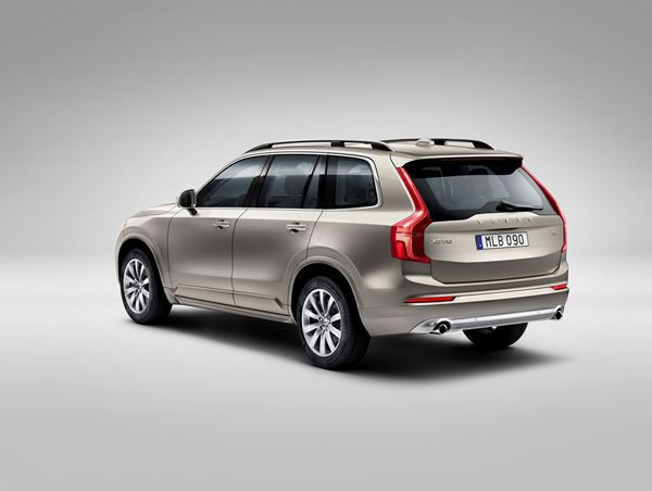 Le grand SUV de luxe suédois Volvo XC90 démarre à partir de 49 900 euros