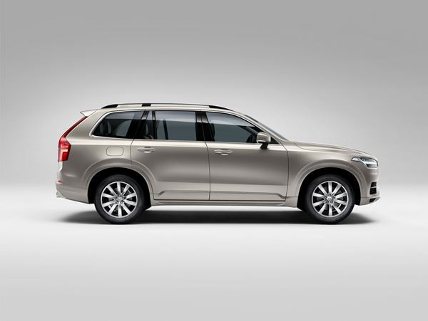 Le grand SUV de luxe suédois Volvo XC90 démarre à partir de 49 900 euros