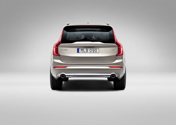 Le grand SUV de luxe suédois Volvo XC90 démarre à partir de 49 900 euros