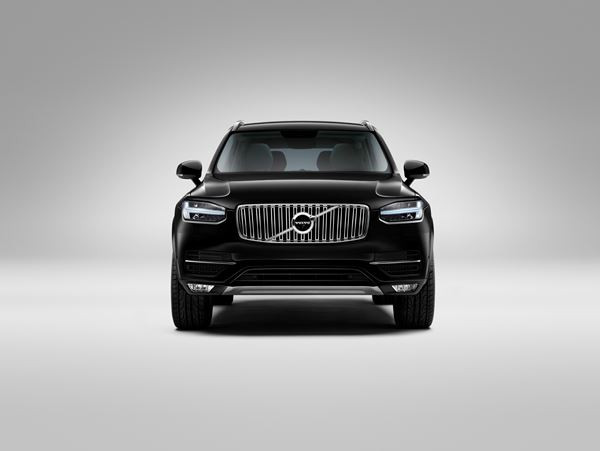 Le grand SUV de luxe suédois Volvo XC90 démarre à partir de 49 900 euros