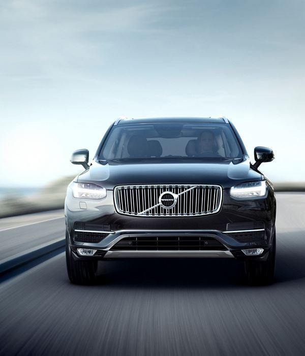 Le grand SUV de luxe suédois Volvo XC90 démarre à partir de 49 900 euros