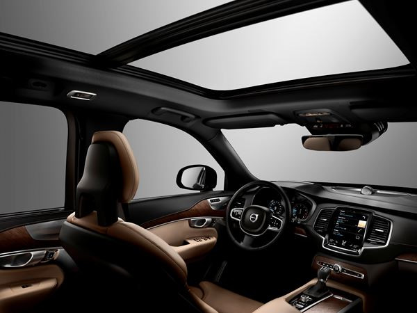 Le grand SUV de luxe suédois Volvo XC90 démarre à partir de 49 900 euros