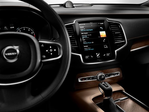 Le grand SUV de luxe suédois Volvo XC90 démarre à partir de 49 900 euros