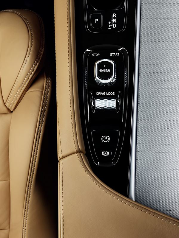 Le grand SUV de luxe suédois Volvo XC90 démarre à partir de 49 900 euros