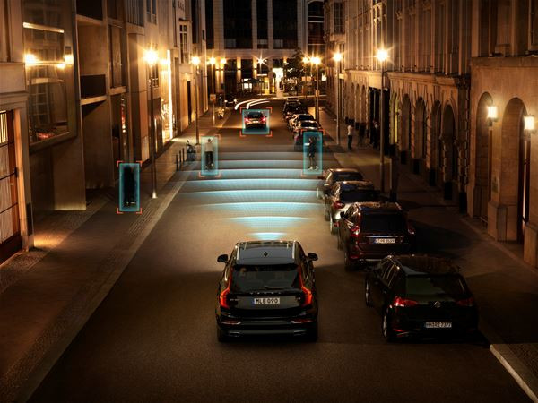 Le grand SUV de luxe suédois Volvo XC90 démarre à partir de 49 900 euros