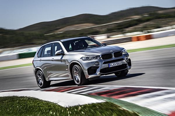 BMW X5 M: prestance musclée et performances routières impressionnantes