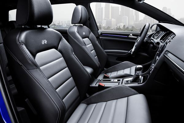 La Volkswagen Golf Variant R développe 300 ch et 380 Nm de couple