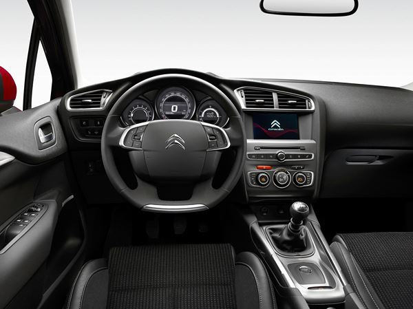La Citroën C4 se modernise