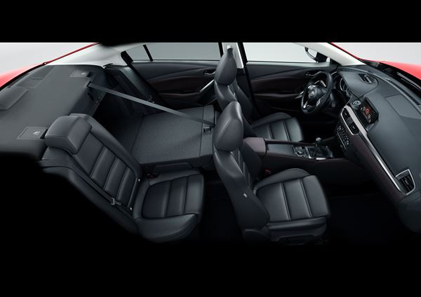 La Mazda 6 s'offre des évolutions de design extérieur et de nouvelles technologies
