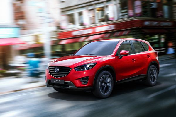 Le SUV Mazda CX-5 s'offre des évolutions de design extérieur et de nouvelles technologies