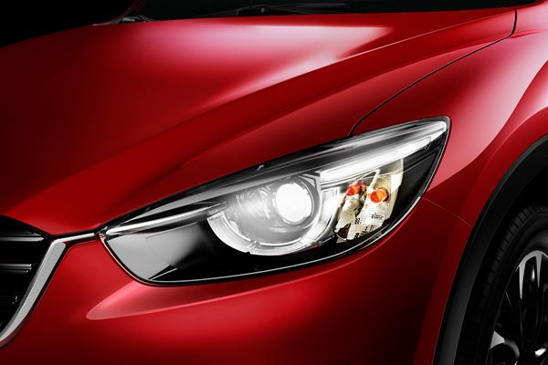 Le SUV Mazda CX-5 s'offre des évolutions de design extérieur et de nouvelles technologies