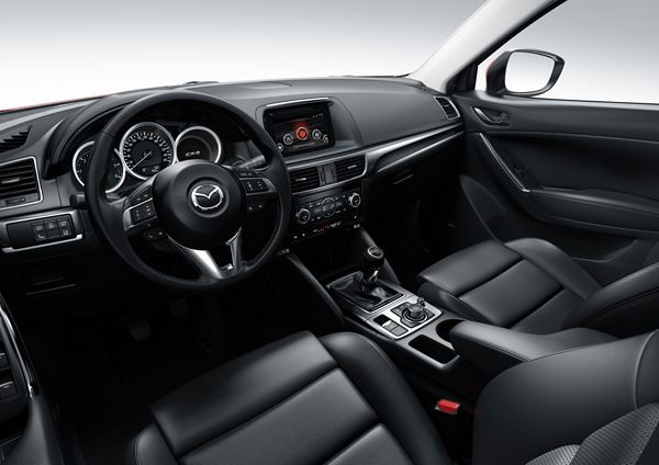 Le SUV Mazda CX-5 s'offre des évolutions de design extérieur et de nouvelles technologies