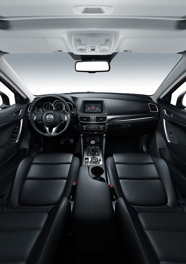 Le SUV Mazda CX-5 s'offre des évolutions de design extérieur et de nouvelles technologies