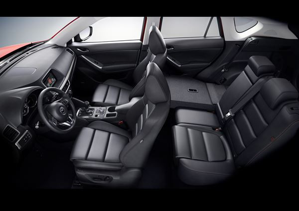 Le SUV Mazda CX-5 s'offre des évolutions de design extérieur et de nouvelles technologies