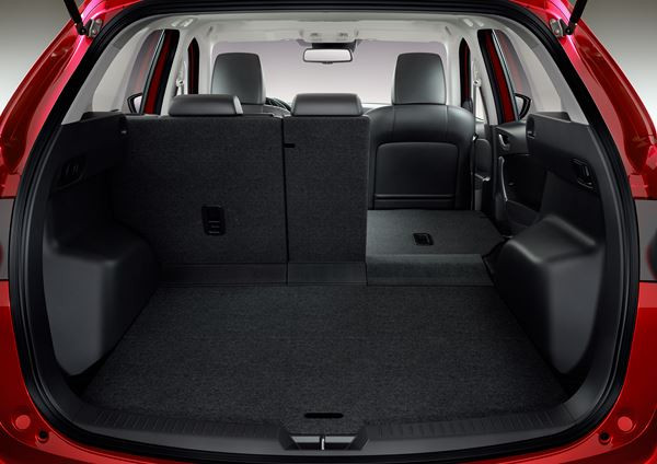 Le SUV Mazda CX-5 s'offre des évolutions de design extérieur et de nouvelles technologies