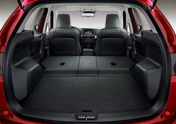 Le SUV Mazda CX-5 s'offre des évolutions de design extérieur et de nouvelles technologies
