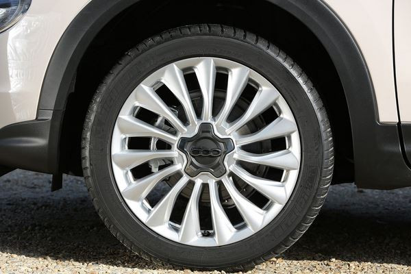 Fiat 500X: un crossover à deux visages vendu dans plus de 100 pays