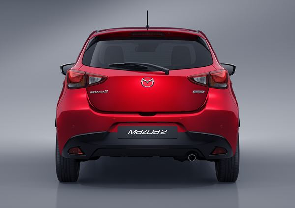 La Mazda 2 adopte le style « Kodo » et les technologies Skyactiv