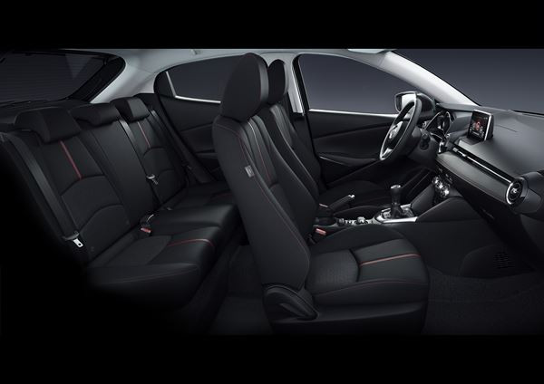 La Mazda 2 adopte le style « Kodo » et les technologies Skyactiv