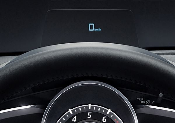 La Mazda 2 adopte le style « Kodo » et les technologies Skyactiv