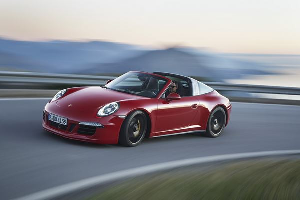 La Porsche 911 Targa 4 GTS fête son lancement au salon de Détroit
