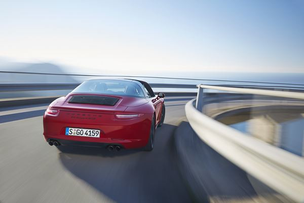 La Porsche 911 Targa 4 GTS fête son lancement au salon de Détroit