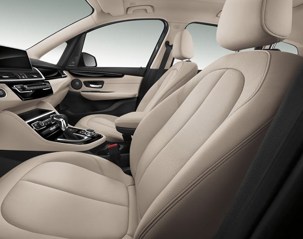 La BMW Série 2 Gran Tourer sept places en approche