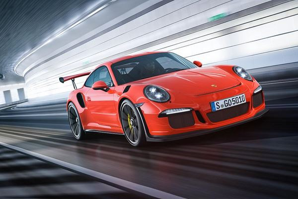 La Porsche 911 GT3 RS développe 500 ch et 460 Nm de couple