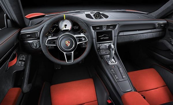 La Porsche 911 GT3 RS développe 500 ch et 460 Nm de couple