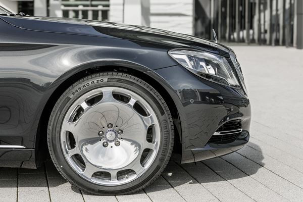 Mercedes Classe S Maybach: une Classe S à l’exclusivité de la marque Maybach