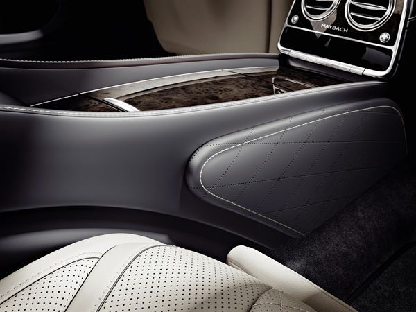 Mercedes Classe S Maybach: une Classe S à l’exclusivité de la marque Maybach