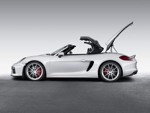 Le nouveau Porsche Boxster Spyder conserve son caractère unique