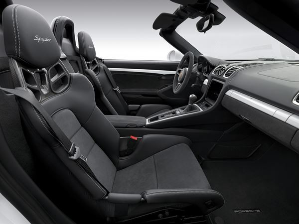 Le nouveau Porsche Boxster Spyder conserve son caractère unique