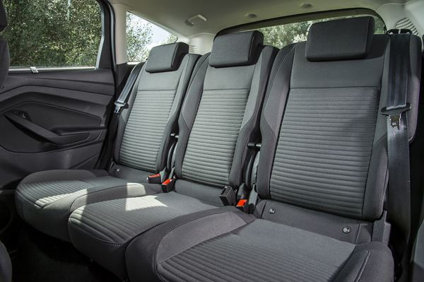 Le Ford C-Max restylé bénéficie d'un design extérieur plus racé