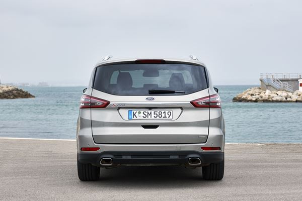 Le Ford S-Max fait le plein d'équipements d'aide à la conduite
