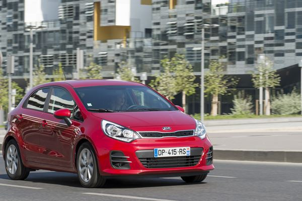 La Kia Rio restylée fait ses débuts sur les routes françaises