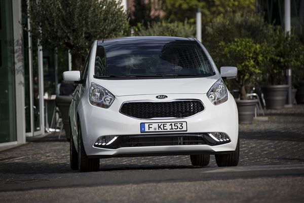 Le minispace urbain Kia Venga inaugure un nouveau look